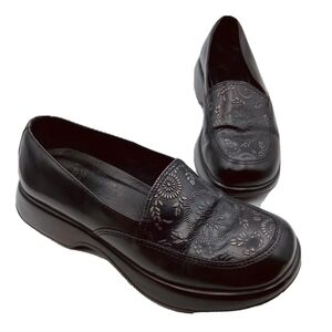 Professional Metallic Floral Clog - Women's
